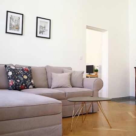 Bloom - Cozy Apartment, 5 Stops To City Center Відень Екстер'єр фото